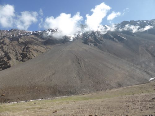 grey scree and cloud
