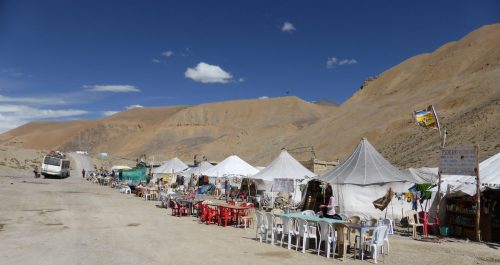 roadsde tented dhabas