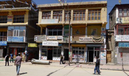 Leh shopfronts