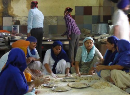 people making chapatti